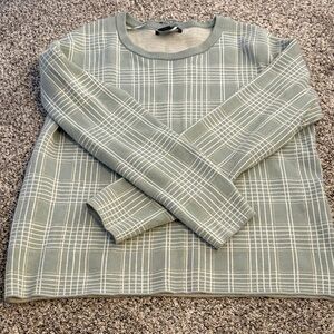 Tahari women’s Sweater